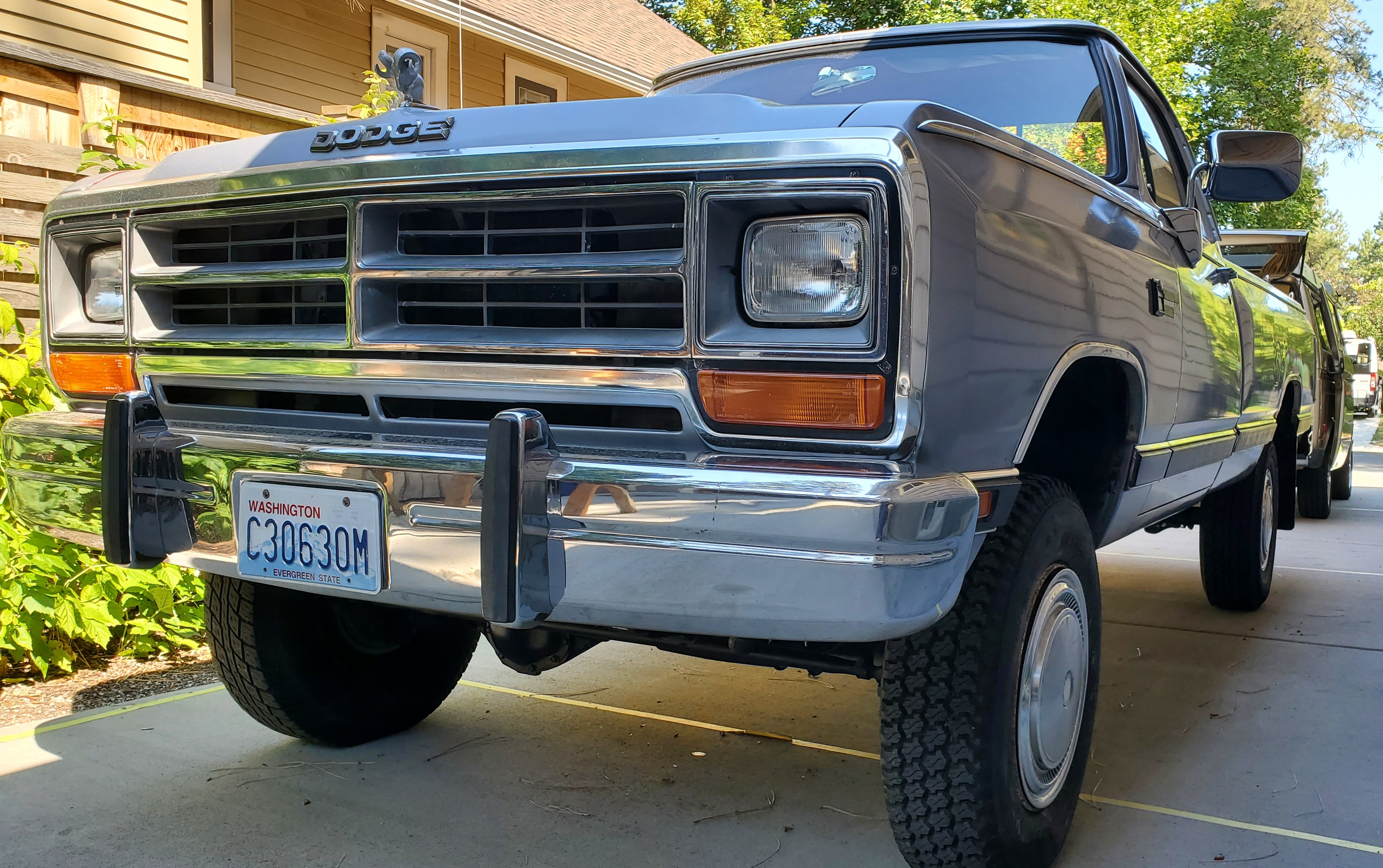 1988 Dodge Ram W250 — front view